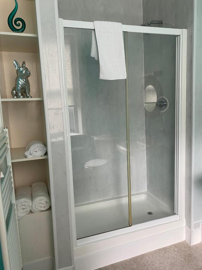 Ashmira Guest House Weymouth Esterno foto