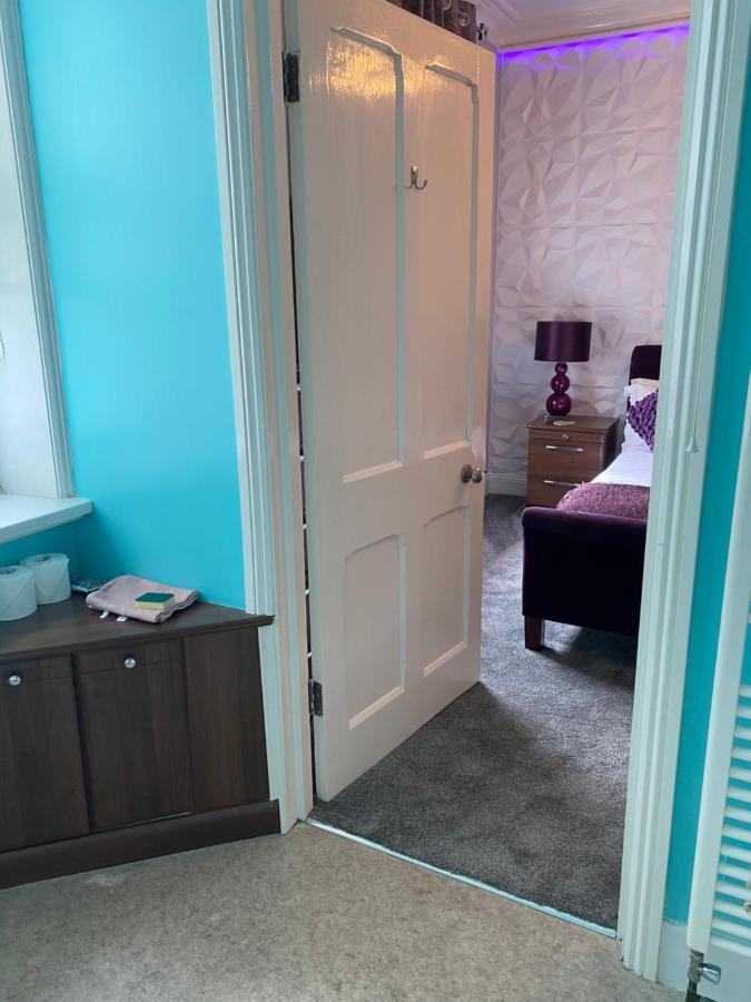 Ashmira Guest House Weymouth Esterno foto