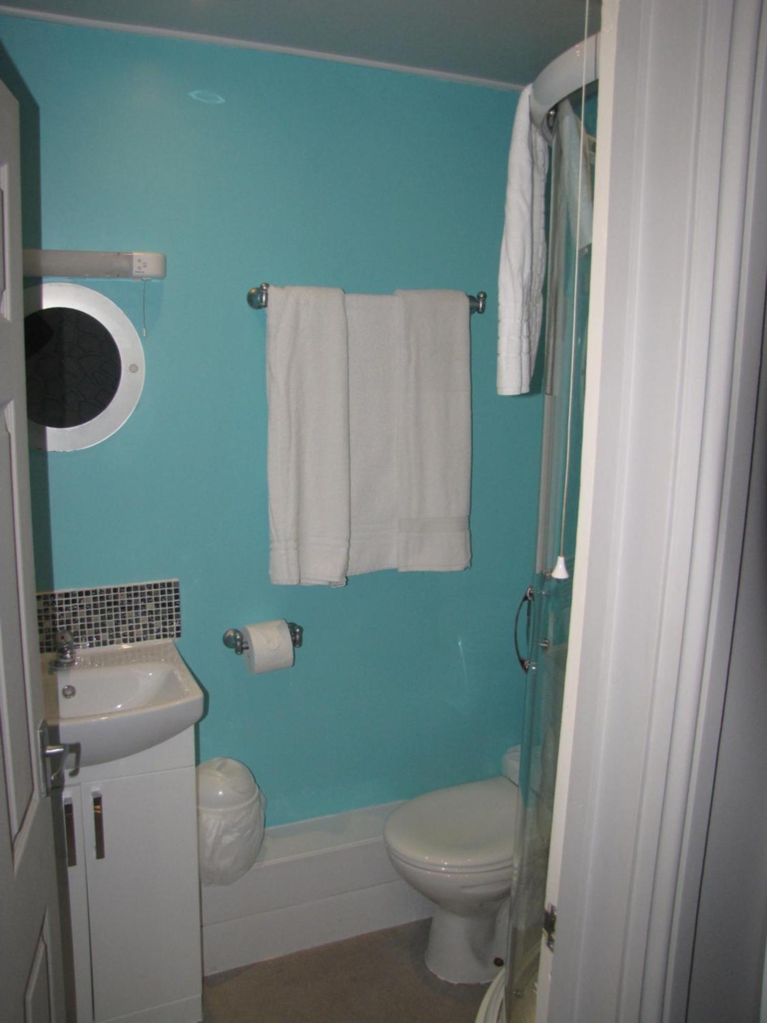 Ashmira Guest House Weymouth Esterno foto