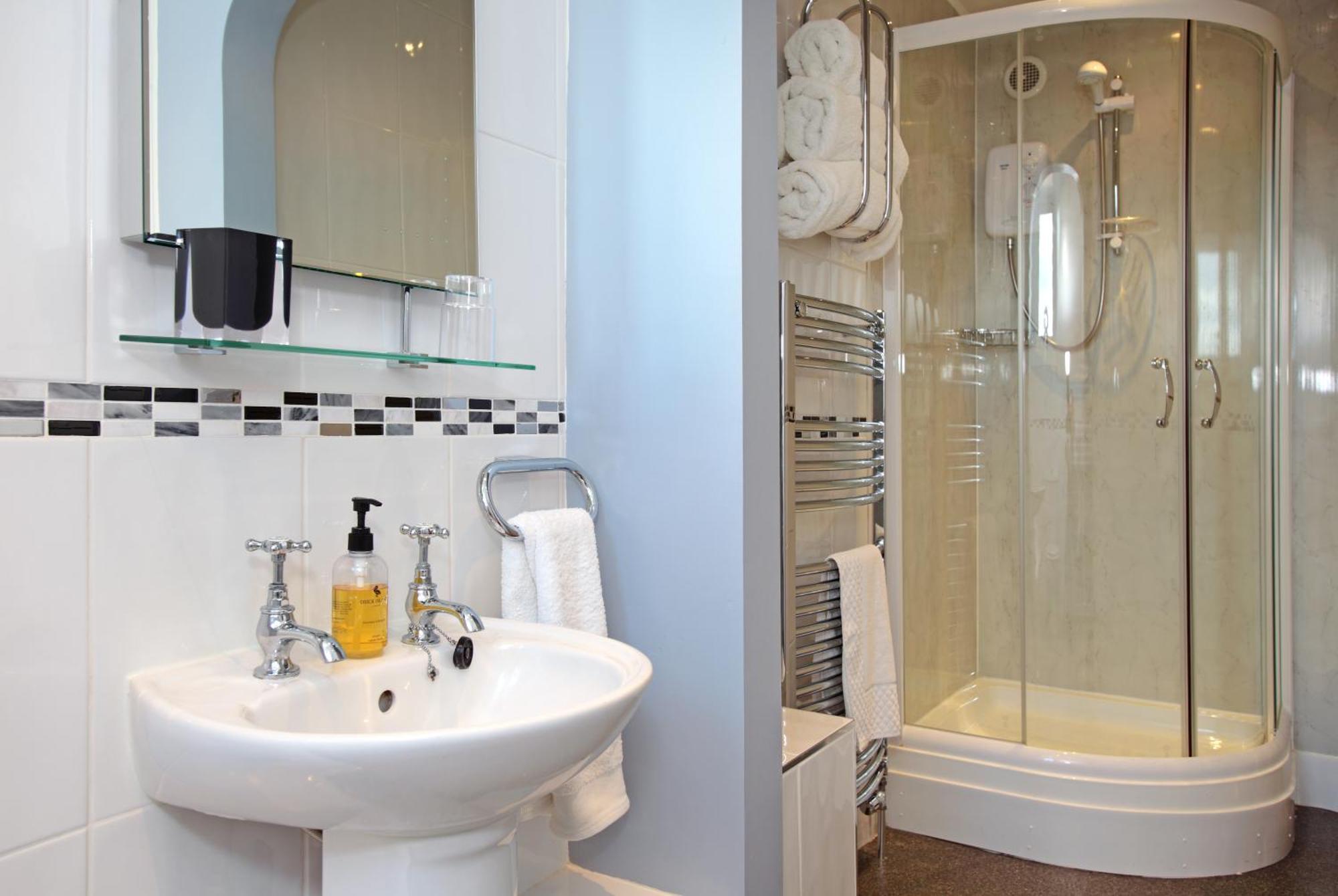 Ashmira Guest House Weymouth Esterno foto
