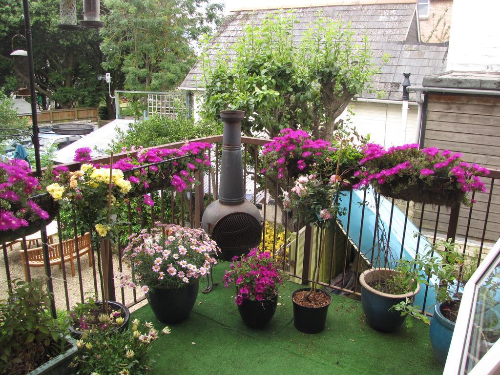 Ashmira Guest House Weymouth Esterno foto