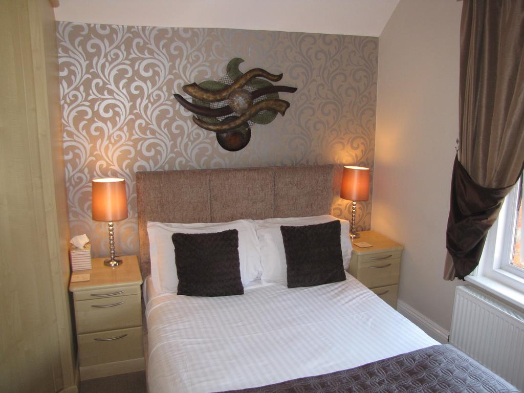 Ashmira Guest House Weymouth Esterno foto